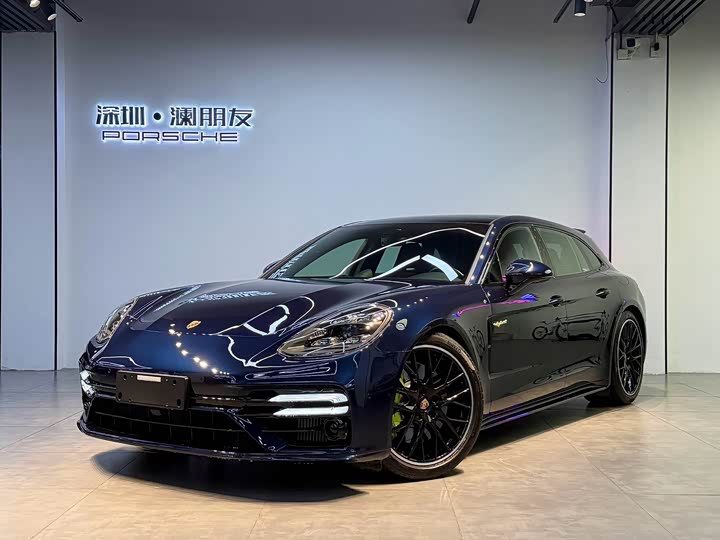Фото 1 - Porsche Panamera Hybrid