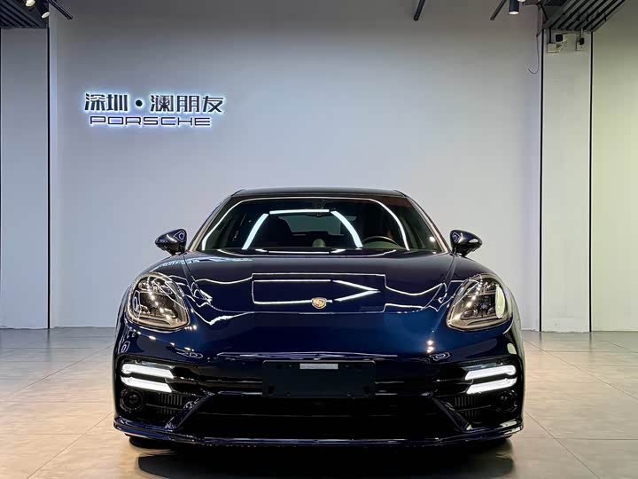 Фото 2 - Porsche Panamera Hybrid