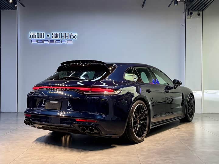 Фото 5 - Porsche Panamera Hybrid
