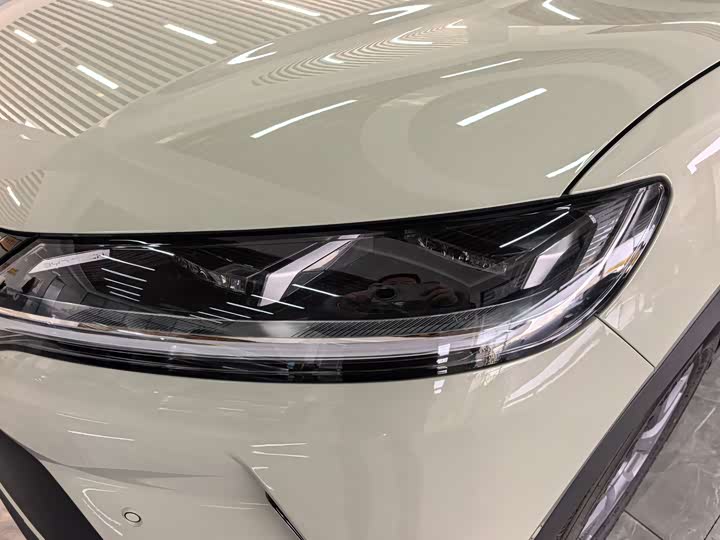 Фото 7 - BYD Yuan Up