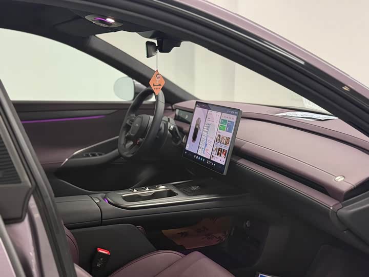 Фото 6 - Xiaomi SU7