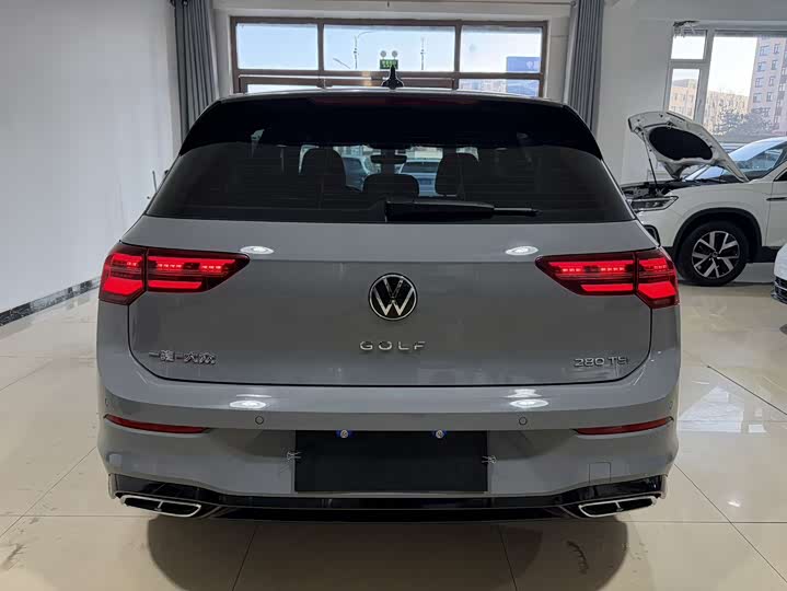 Фото 5 - Volkswagen Golf