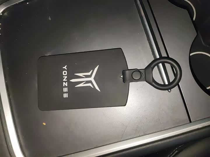 Фото 9 - Tesla Model Y