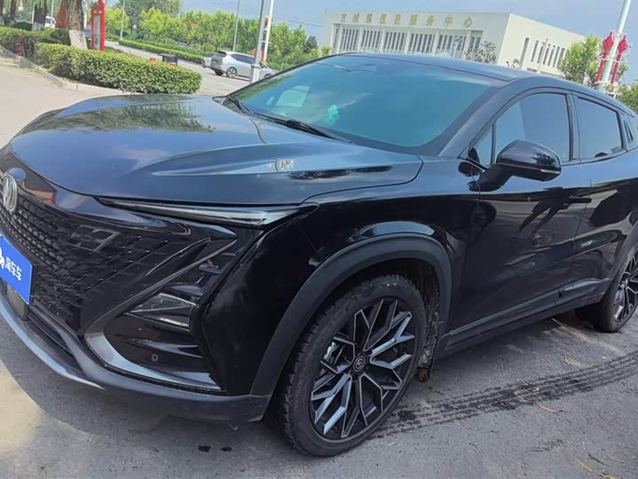 Фото 1 - Changan UNI-T