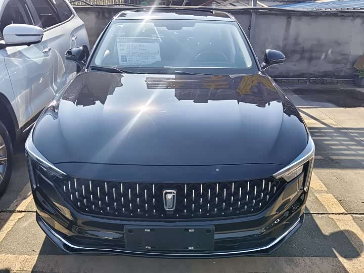 Фото 2 - Bestune B70