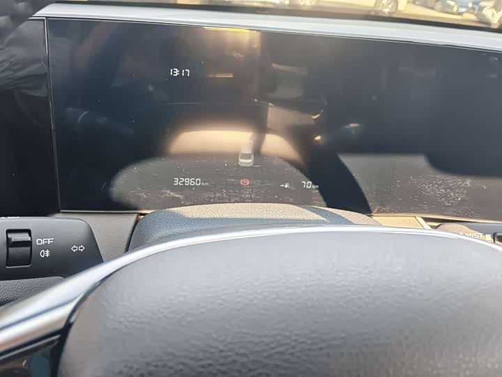 Фото 7 - Bestune B70