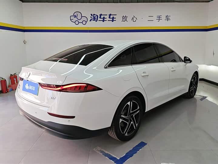 Фото 3 - Roewe D7