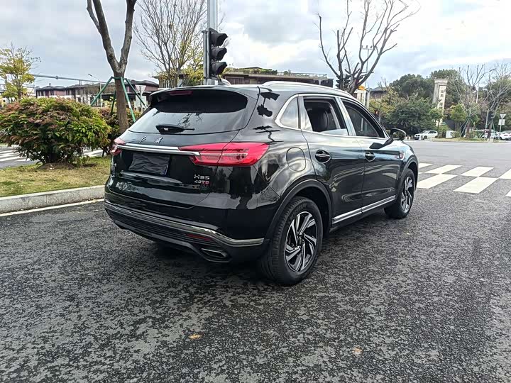 Фото 5 - Hongqi HS5