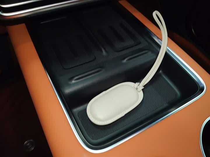 Фото 9 - LiXiang L6