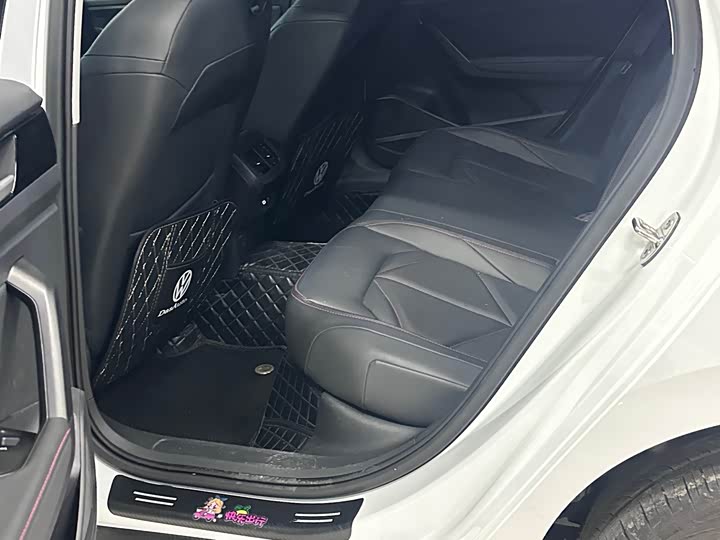 Фото 3 - Volkswagen Lavida