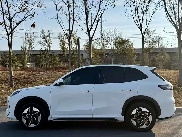 Фото 7 - Geely Galaxy E5