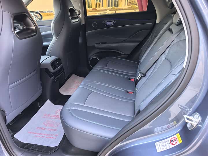 Фото 7 - BYD Sea Lion 07 DM-i Hybrid