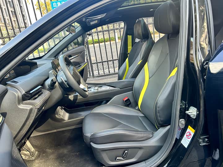 Фото 7 - Changan UNI-V