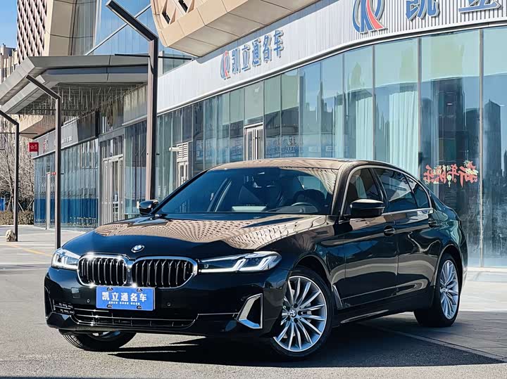 Фото 1 - BMW 5 Series