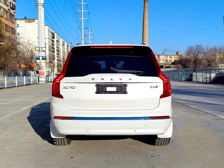 Фото 5 - Volvo XC90