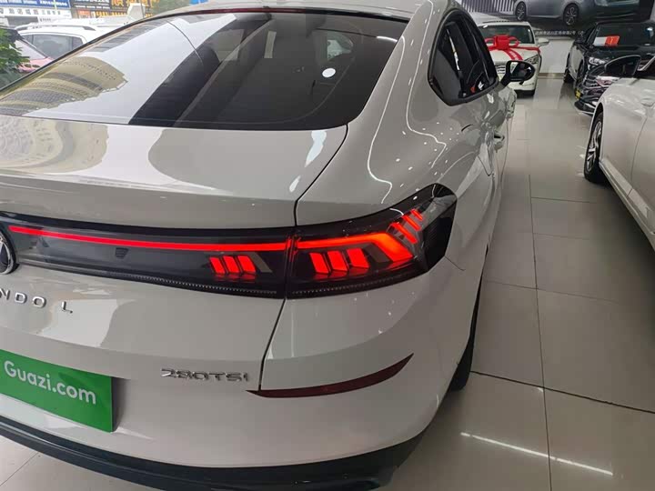 Фото 8 - Volkswagen Lamando L