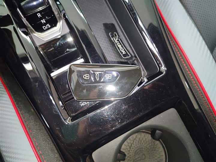 Фото 9 - Volkswagen Lamando L