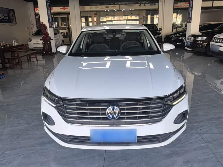 Фото 3 - Volkswagen Lavida