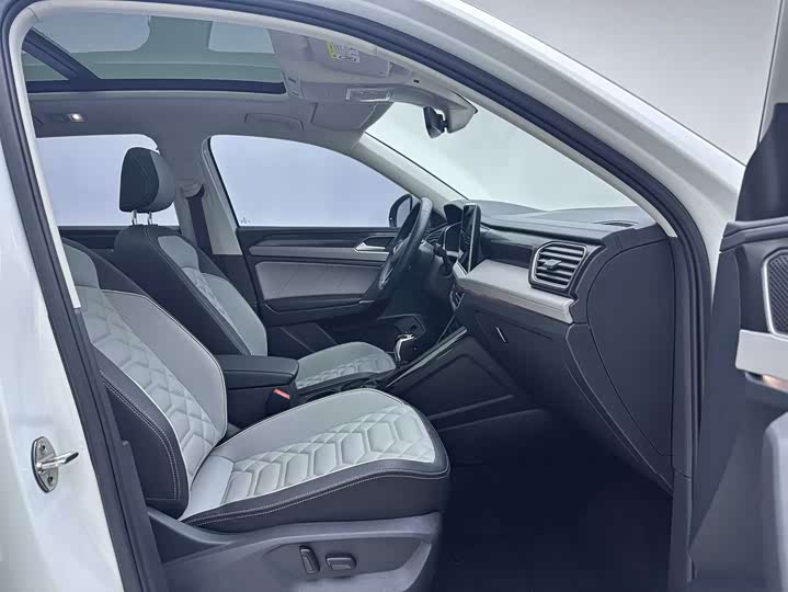 Фото 9 - Volkswagen Tayron