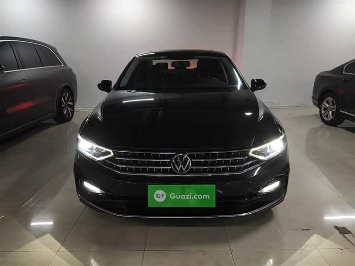 Фото 3 - Volkswagen Magotan