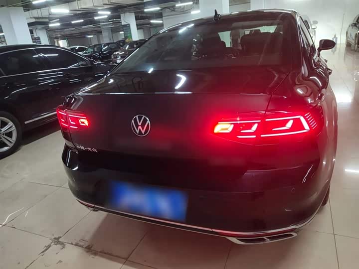Фото 6 - Volkswagen Magotan