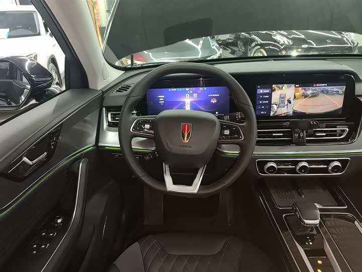 Фото 3 - Hongqi HS5