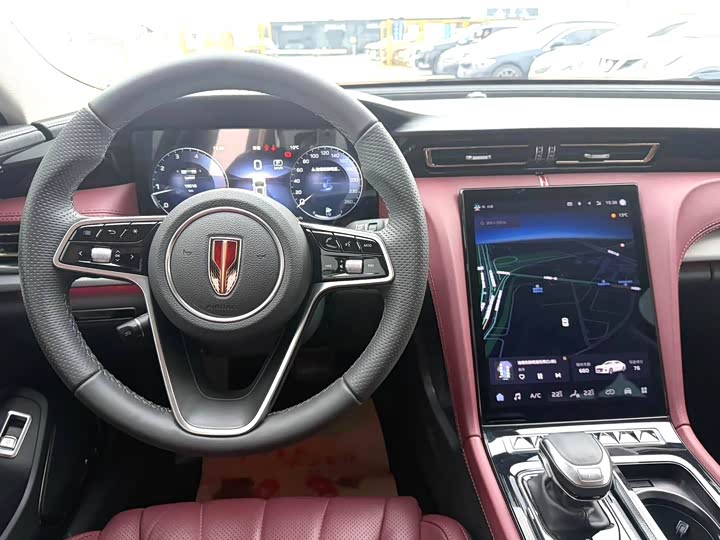 Фото 4 - Hongqi H5