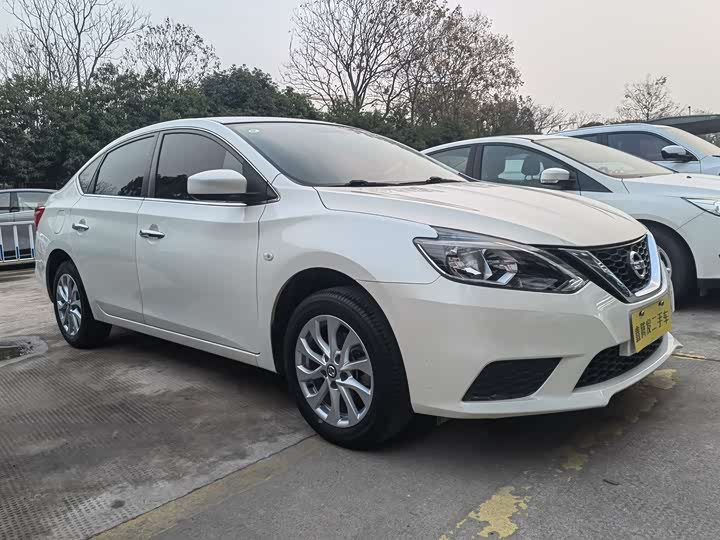 Фото 3 - Nissan Sylphy