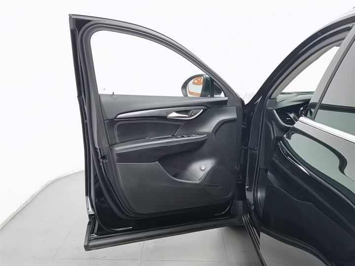 Фото 8 - Buick Envision Plus