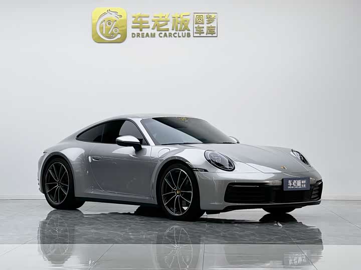 Фото 3 - Porsche 911