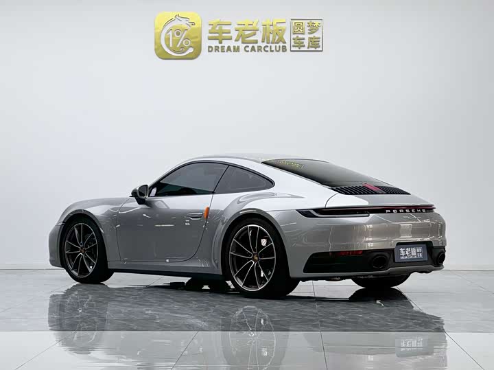 Фото 6 - Porsche 911