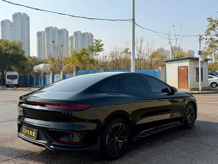 Фото 7 - BYD Han