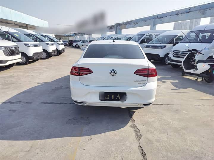 Фото 6 - Volkswagen Lamando L