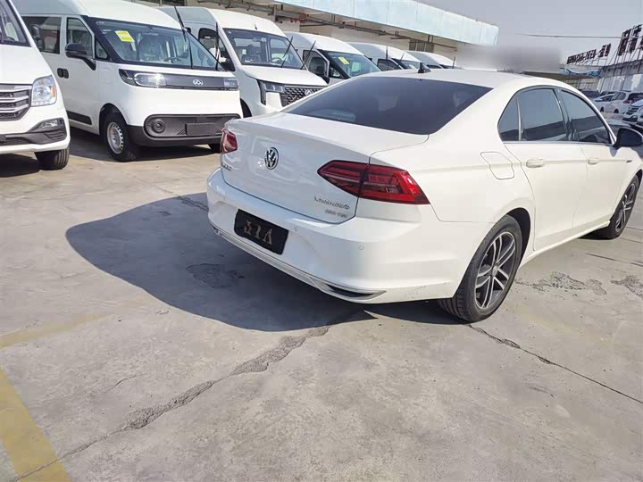 Фото 8 - Volkswagen Lamando L