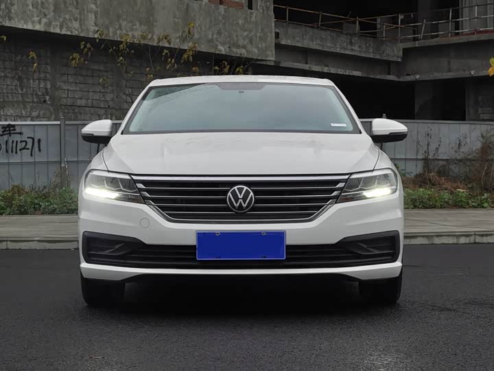 Фото 2 - Volkswagen Lavida