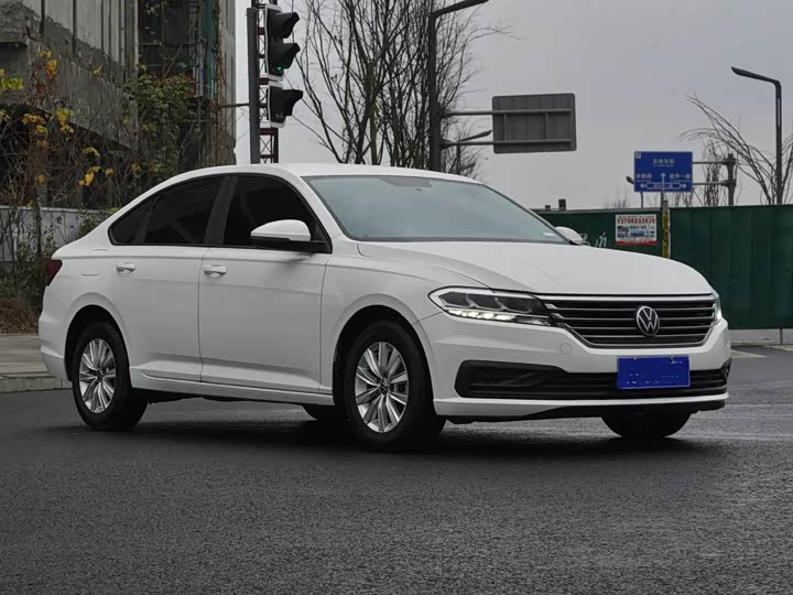 Фото 3 - Volkswagen Lavida