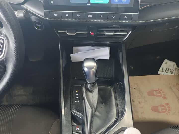 Фото 4 - Roewe i5