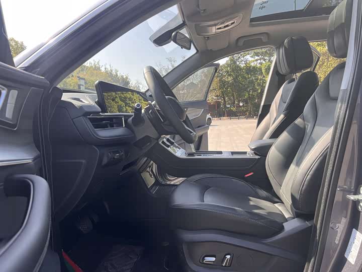 Фото 5 - Chery Tiggo 8