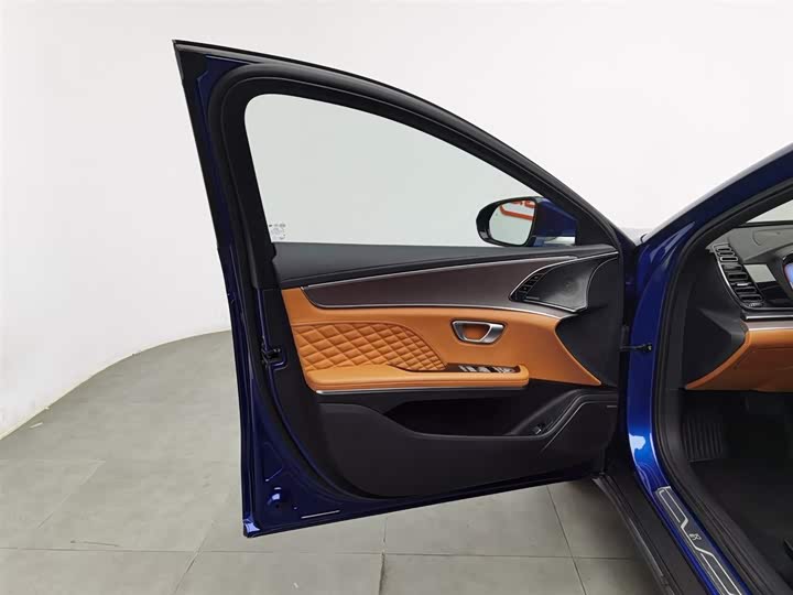 Фото 8 - BYD Han