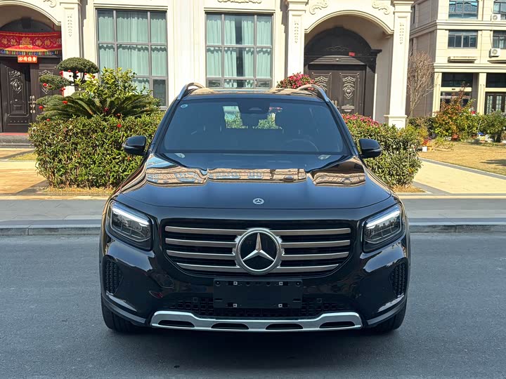 Фото 2 - Mercedes-Benz GLB-Class