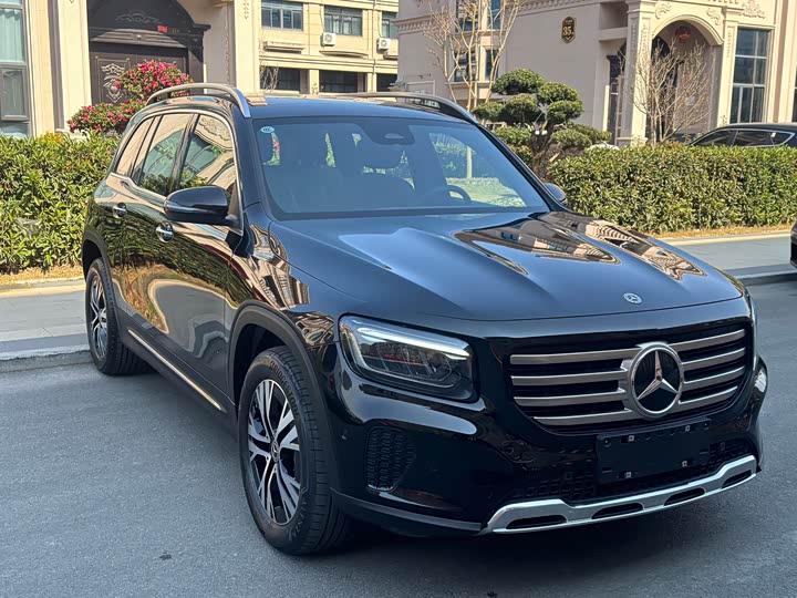 Фото 3 - Mercedes-Benz GLB-Class