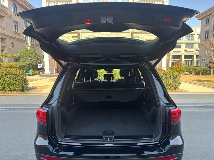 Фото 7 - Mercedes-Benz GLB-Class