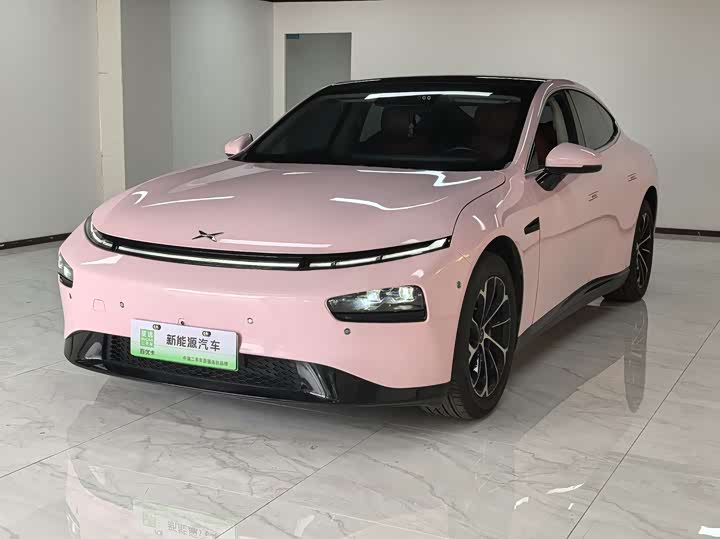 Фото 1 - XPeng P7