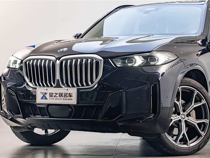 Фото 2 - BMW X5