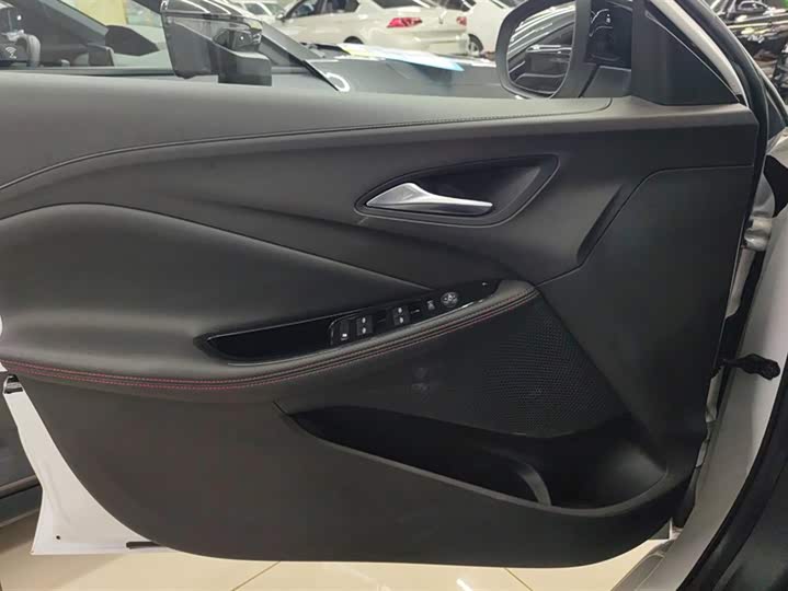 Фото 7 - Buick Verano