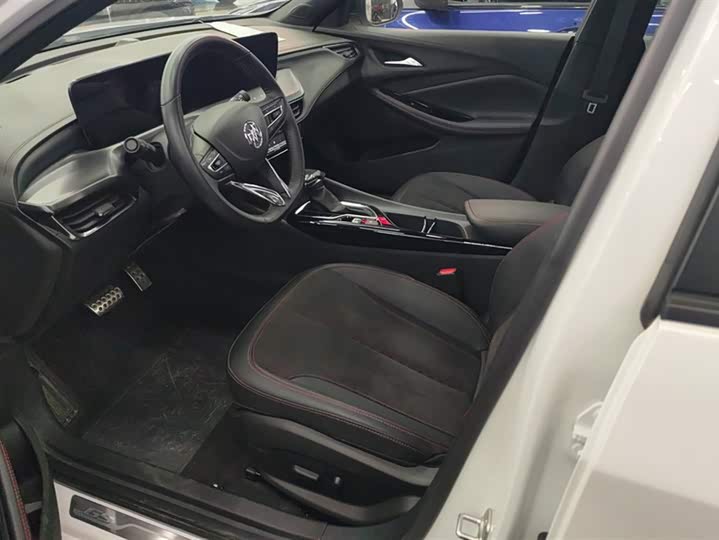 Фото 9 - Buick Verano