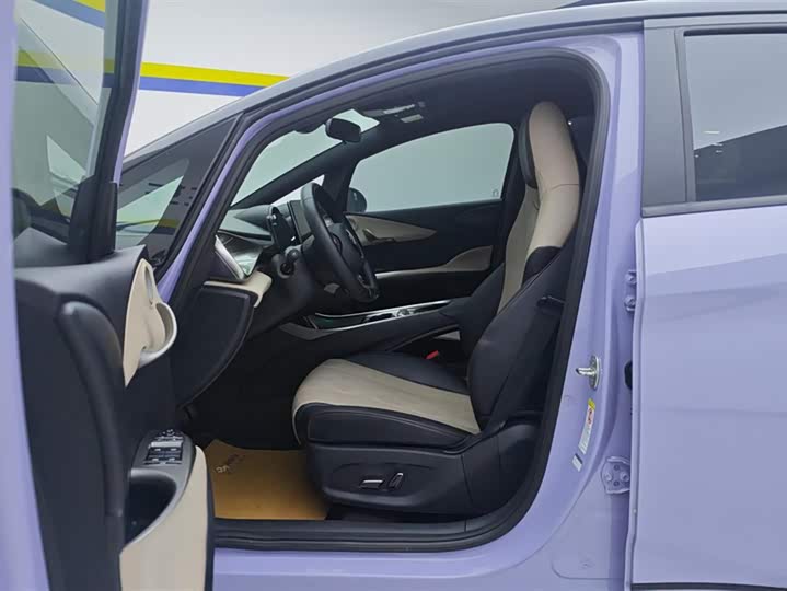 Фото 9 - BYD Dolphin