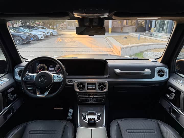 Фото 6 - Mercedes-Benz G-Class