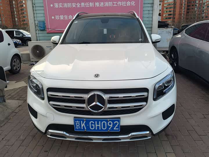 Фото 2 - Mercedes-Benz GLB-Class