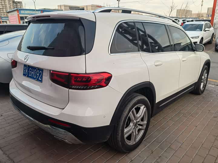 Фото 4 - Mercedes-Benz GLB-Class